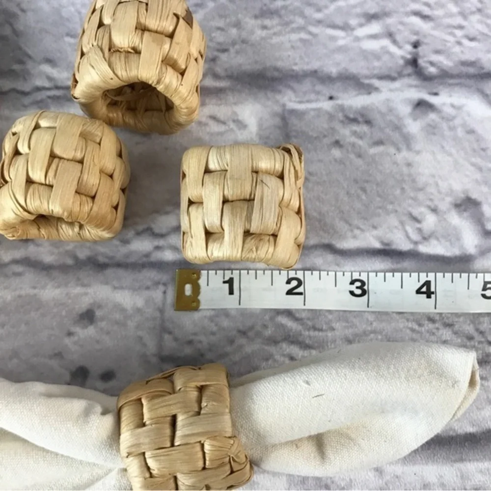 Set of 4 Natural Woven Rattan Raffia Napkin Rings * Bonus 4 Ivory‎ Napkins